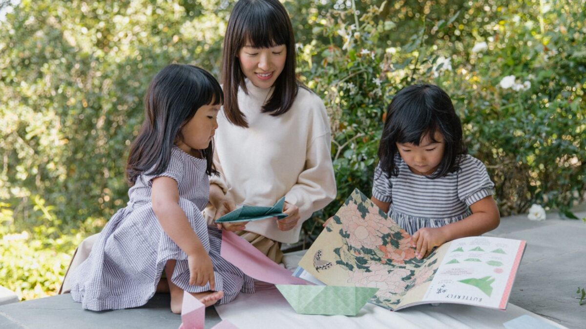 KONMARI WITH KIDS: PAPER-Part 1 Kids Artwork - Teacher by trade, Mother by  nature